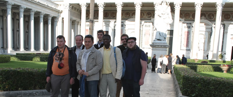 séminaristes visitant Rome